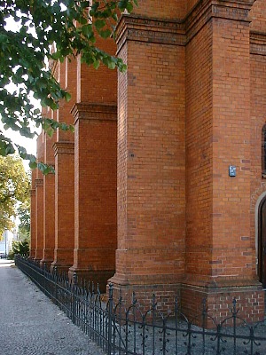 apostel kirche, berlin (kurfürstenstrasse)